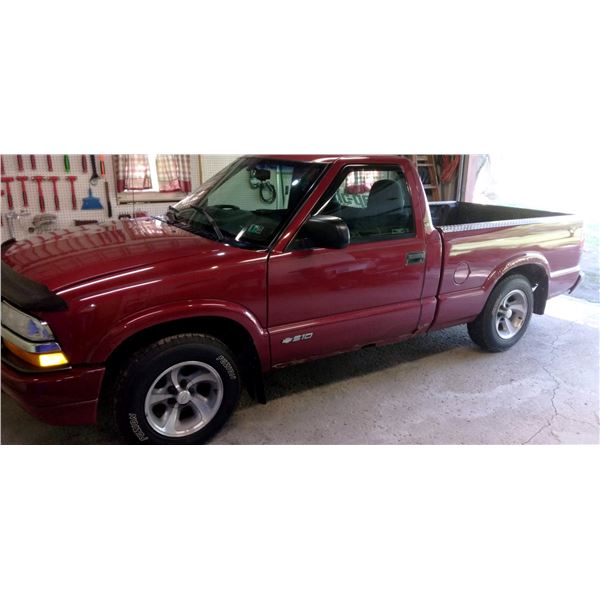 Nice 1999 Chevy S-10, Approx. 175,000 miles