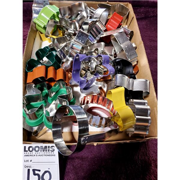 MISCELLANEOUS LOT OF NEW COOKIE CUTTERS