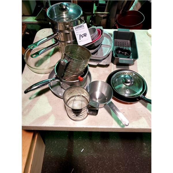LARGE KITCHEN LOT: BAKEWARE, POTS AND PANS