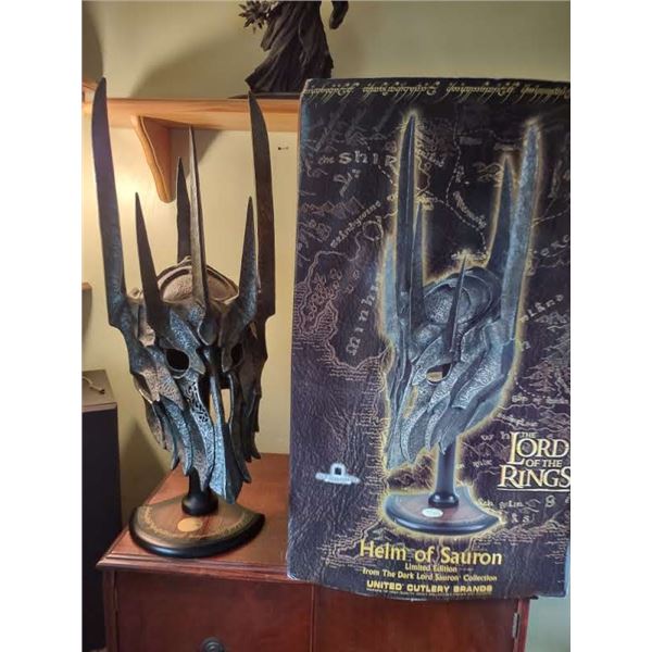 HELM OF SAURON (UNITED CUTLERY) LORD OF THE RINGS, 34" TALL, ONE OF 3000