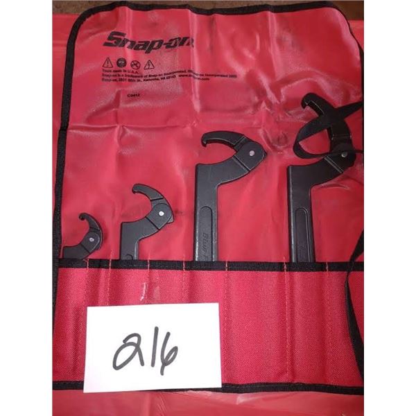 4 PC ADJUSTABLE HOOK END SPANNER WRENCH SET, LOOKS NEW