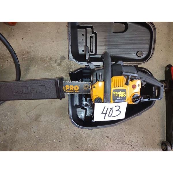 16" POULAN 221 PRO CHAINSAW, 40 CC, W/ CASE, VERY GOOD CONDITION