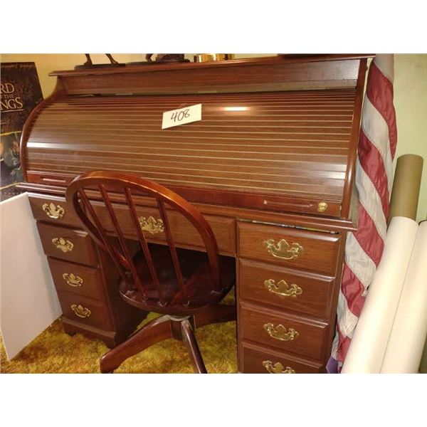 VINTAGE LOCKING ROLL TOP WOODEN DESK AND SWIVEL CHAIR, IN GOOD CONDITION
