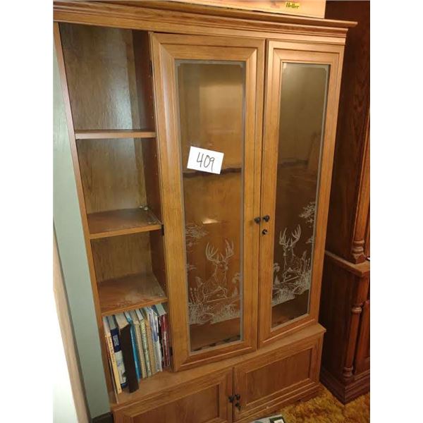 OAK COMBO GUN AND BOOK CABINET, 10 GUN POSITION, BEAUTIFUL ETCHED GLASS