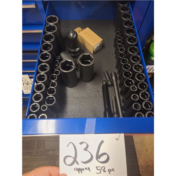 SnapOn sockets, metric and standard, with extentions - approx 58 pieces