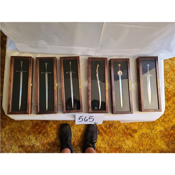 6-piece lord of the rings miniature sword set, 10"
