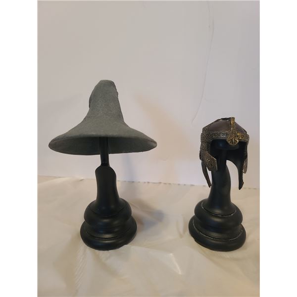 2 Piece Minature Heroes Gandalf and Gimli Helm