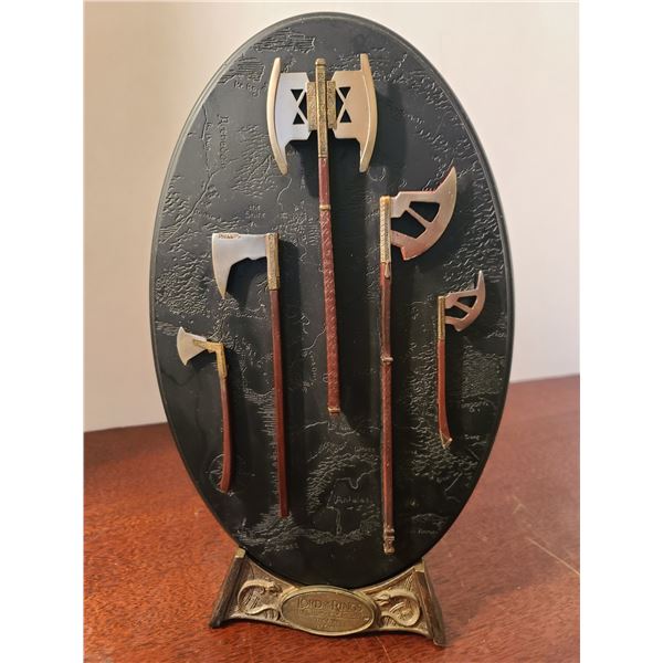 The Arms of Gimli Plaque w/Stand, 13"