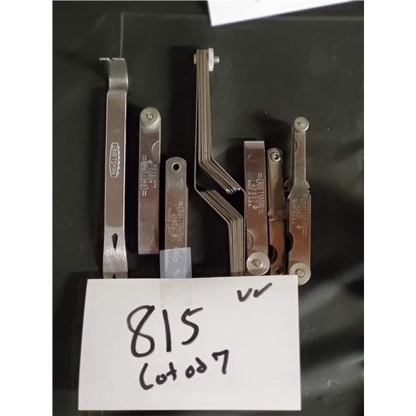 CRAFTSMAN LOT OF 7 FEELER GAUGES AND PRY BAR
