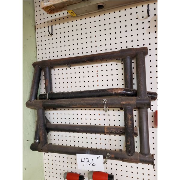 METAL ADJUSTABLE RACK