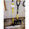 Image 2 : SET OF 2 SNOW SHOVELS