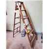 Image 2 : 6 FT WOODEN STEP LADDER