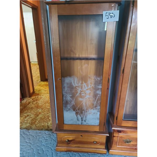 Wooden Gun Cabinet w/Key with embossed Deer on Glass