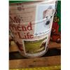 Image 2 : 2 Pringles Tins & Dog Food Tin