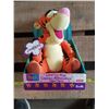 Image 1 : Tigger Plush Toy