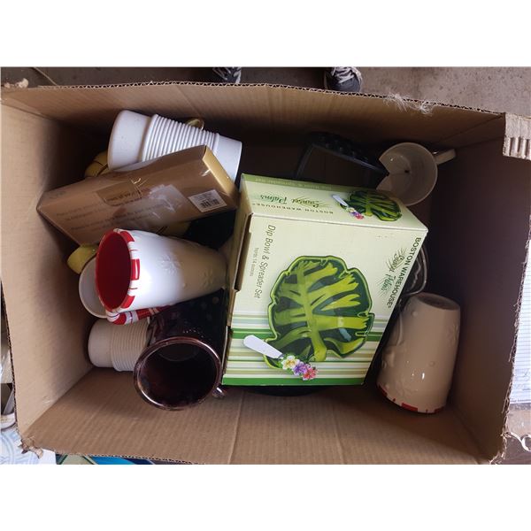 Lot Mugs & Kitchenware