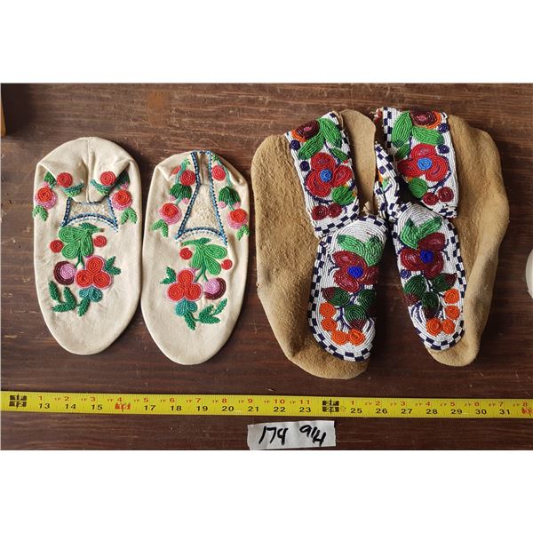 2 Pcs. Beaded Slippers