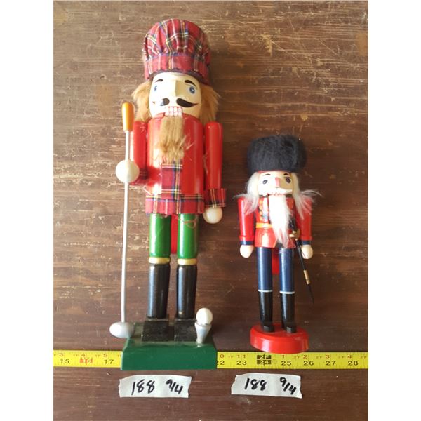 2 Wooden Figurines