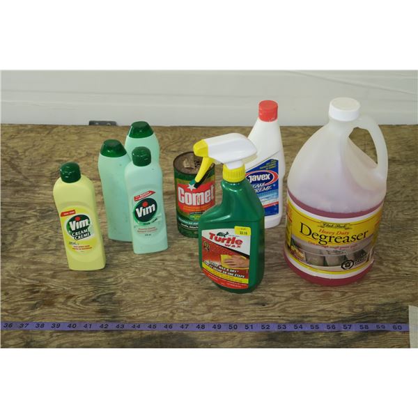 Lot of Cleaning Supplies