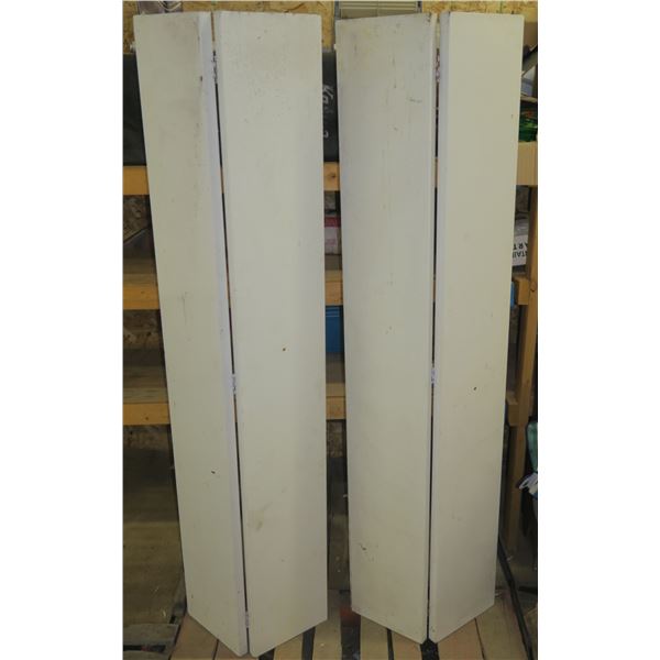 2× 24" Bifold Doors