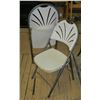 Image 1 : 2 Folding Chairs