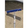 Image 2 : Roof Snow Scraper