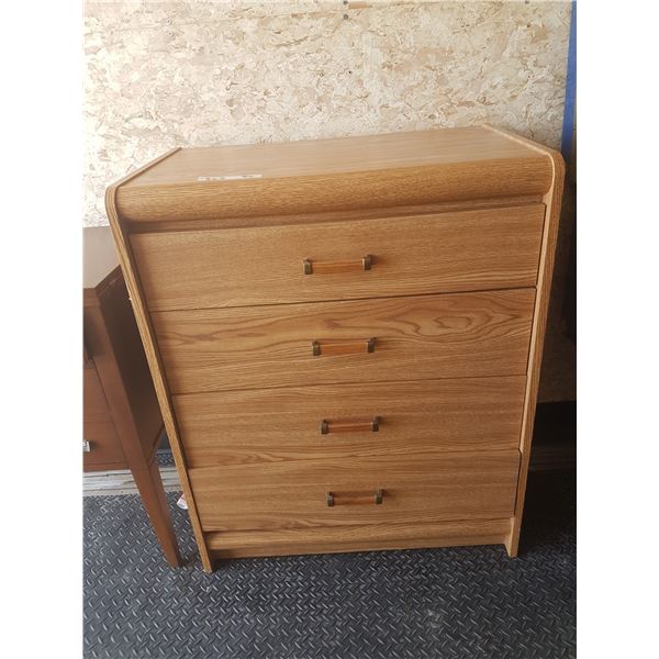 Dresser 30 X 18 X 38