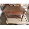 Image 3 : Vintage Side Table 18 X 28 X 21 Inch