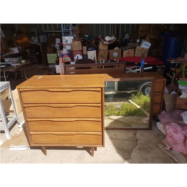 2 Vintage Dressers 1 With Mirror