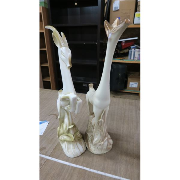 Home Décor, 2 Ceramic animal figurines