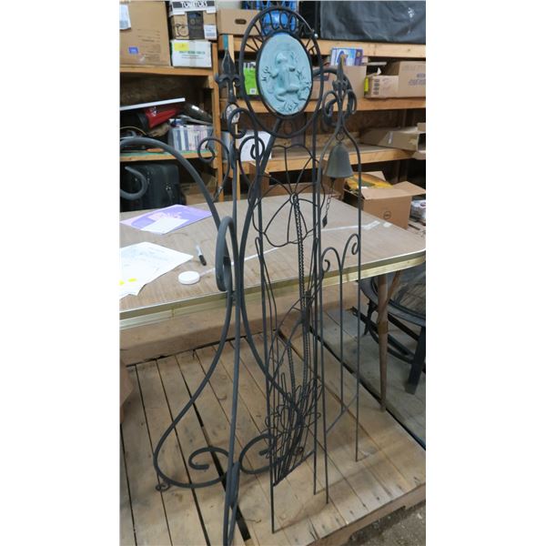 3 Metal Plant Trellis