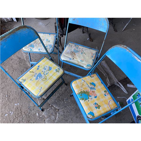 Lot 4 Kids Folding Metal Chairs