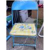 Image 2 : Lot 4 Kids Folding Metal Chairs