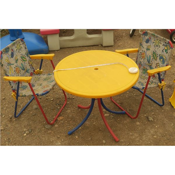 Kid's Patio Set Round Table Stands 19" tall and 2 Folding Chairs