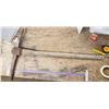 Image 1 : Pick Axe