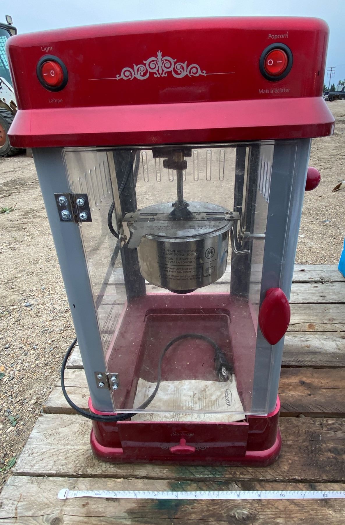 Sunbeam Popcorn Maker stands 19" Tall