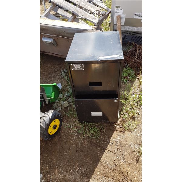 Metal Filing Cabinet 15 X 18 X 30 Inch