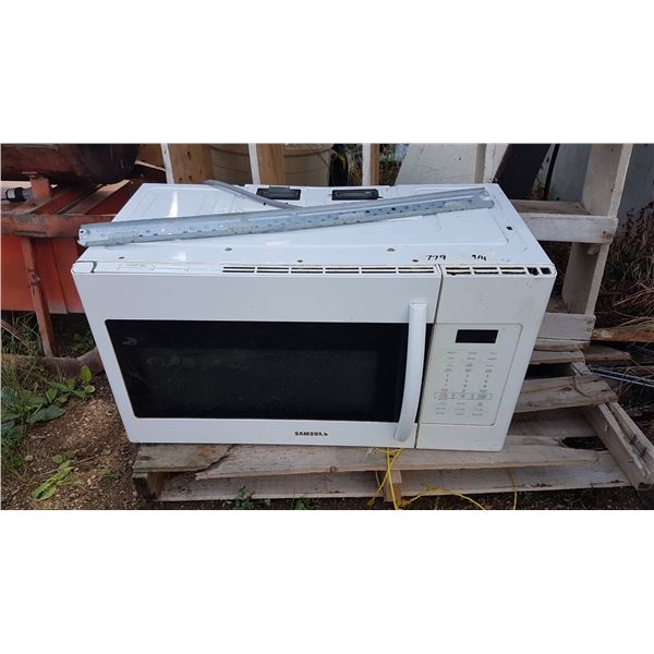 Samsung Under Cabinet Microwave 30 X 15 X 16 Inch