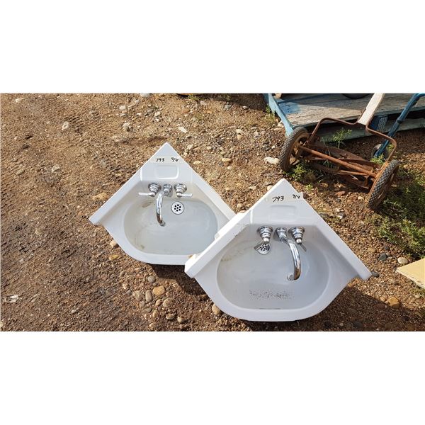 2 X White Corner Sinks With Taps