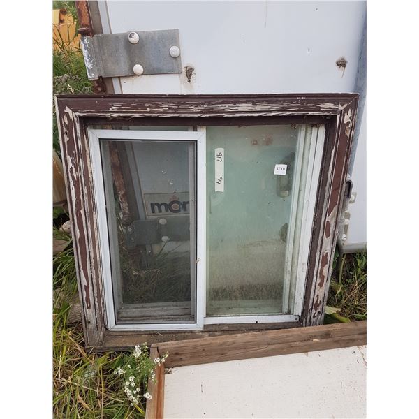 Window 27.5" X 25.5"