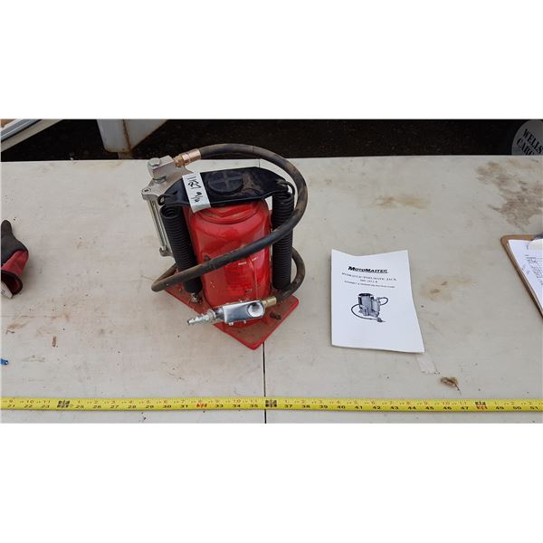 Motomaster Pneumatic / Hydraulic Bottle Jack 20 Ton