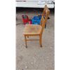Image 4 : Vintage Wooden Chair