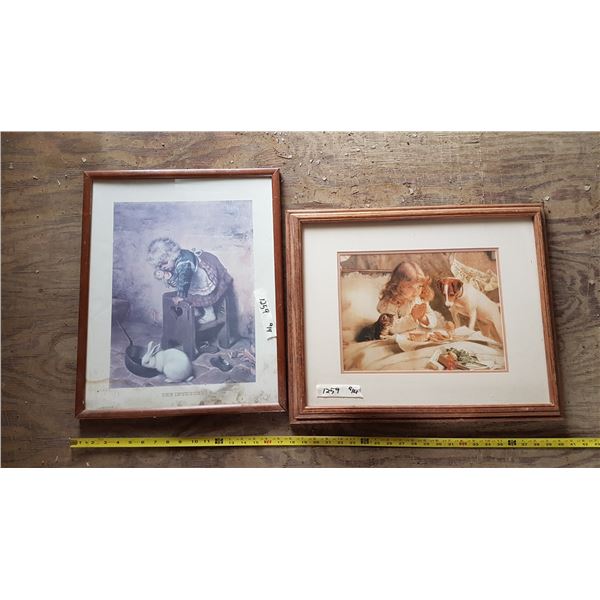 2 Wall - Hangings 1 Damaged Frame