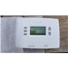 Image 3 : Honeywell Pro 2000 Thermostat NIB