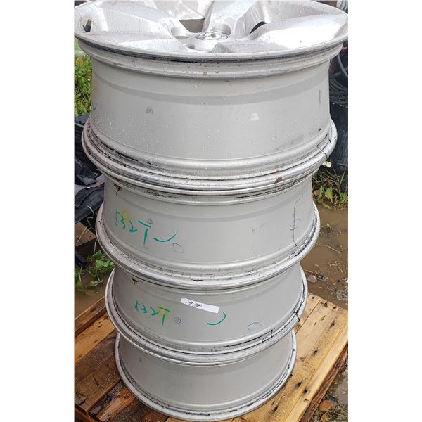 4 four 20"  chrome wheel tire rims with caps  Dodge Ram