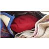 Image 2 : Lot Blankets / Pillows Etc.