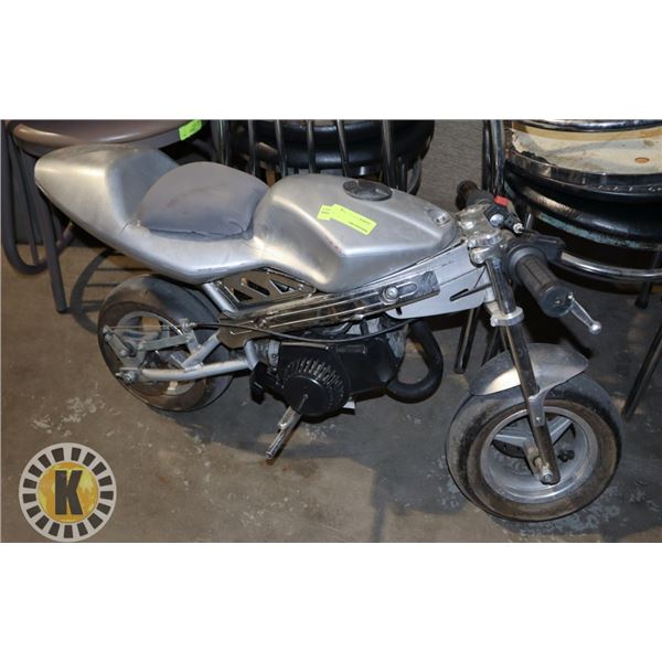 GREY MINI MOTORBIKE (NOT CURRENTLY RUNNING)