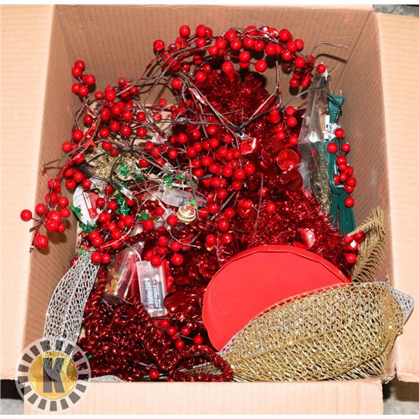 BOX OF XMAS DECOR