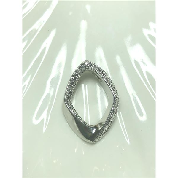 SILVER DIAMOND PENDANT