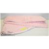 Image 1 : LIGHT PINK FAUX FUR AREA RUG APPROX 50" DIAMETER